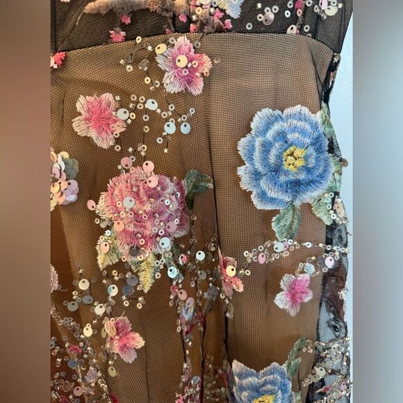 NWOT BRONX AND BANCO MIDNIGHT EMBROIDERED FLORAL GOWN - Picture 11 of 16
